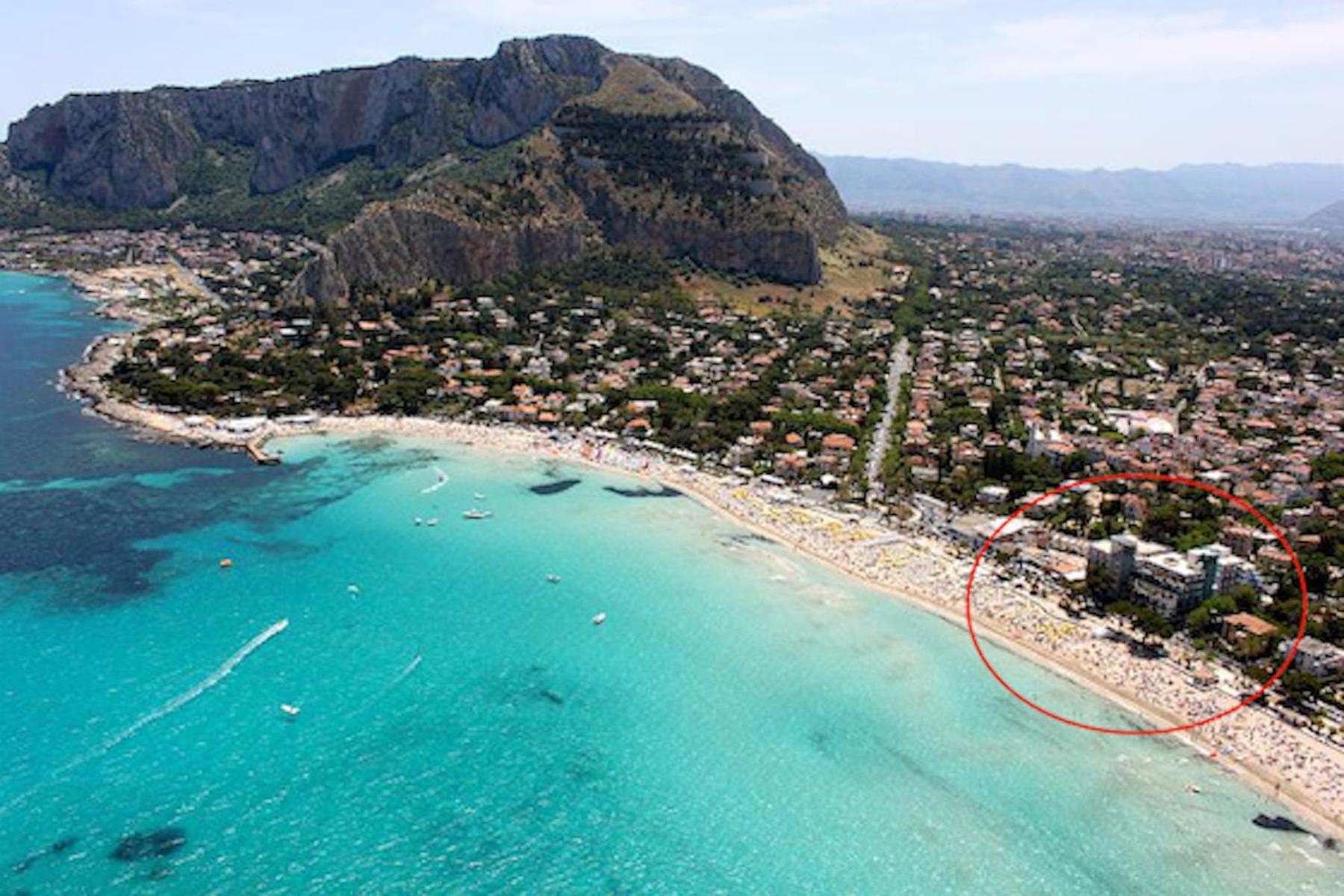 Mondello Luxury Apartment On The Beach Eksteriør bilde