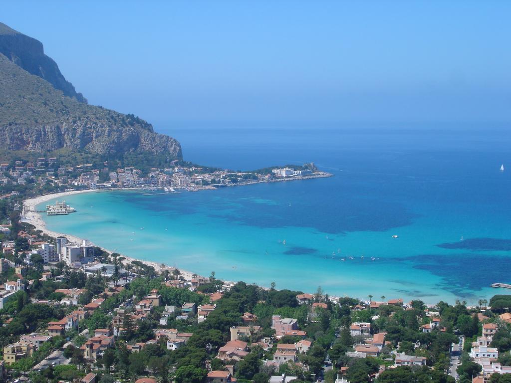Mondello Luxury Apartment On The Beach Eksteriør bilde